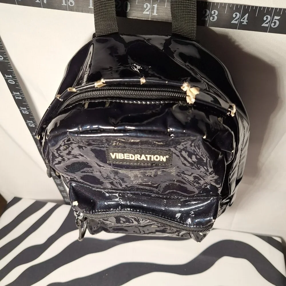 Vibedration Hydration Backpack w/o bladder - Small - black -Used